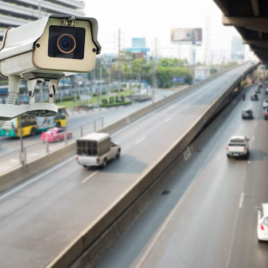 Laser range finder to help traffic monitoring